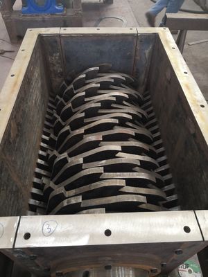 25t / H Rendering Hayvan 55kw Kemik Kırma Makinesi